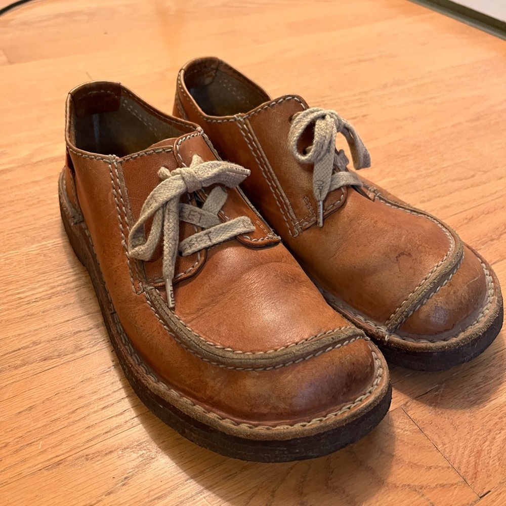 Duckfeet Fyn unisex leather shoes.